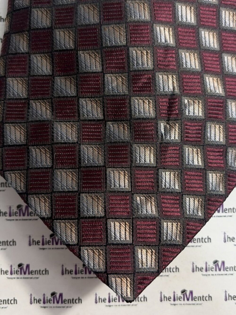 PRONTO UOMO Silk Maroon Checkered Tie 4”
